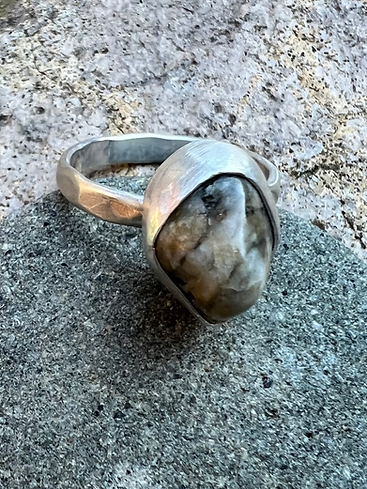 Sterling Silver Stacker Ring with Oregon Coast Grey Marbled Jasper - Size 5.5